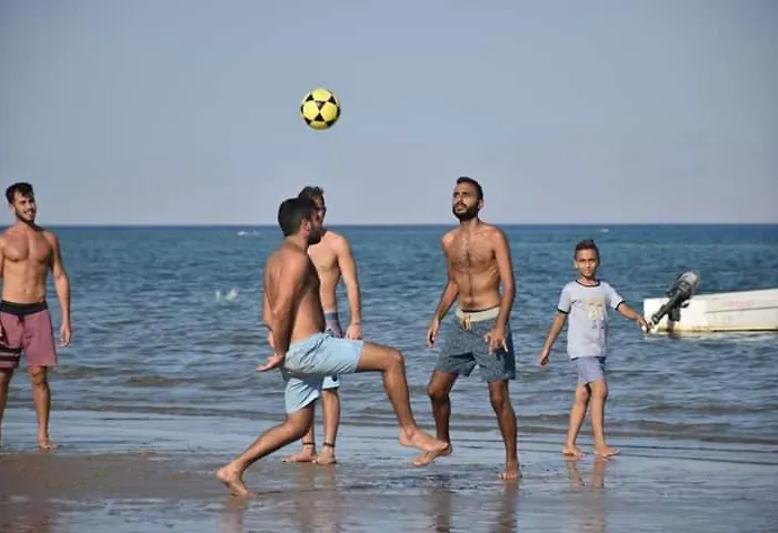 Sebaii Camp السباعى كامب شاطئ الترابين بجوار ويت بالس Ostello