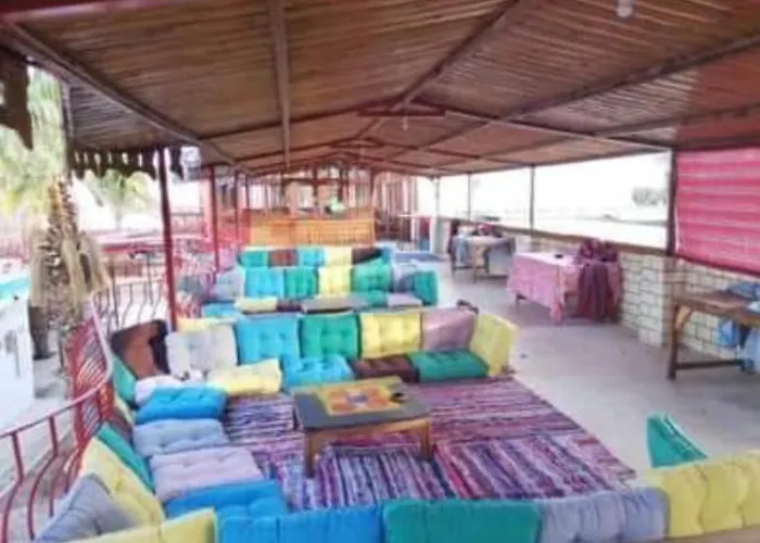 Sebaii Camp السباعى كامب شاطئ الترابين بجوار ويت بالس Ostello