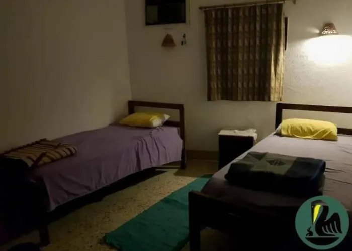 Ostello Sebaii Camp السباعى كامب شاطئ الترابين بجوار ويت بالس *